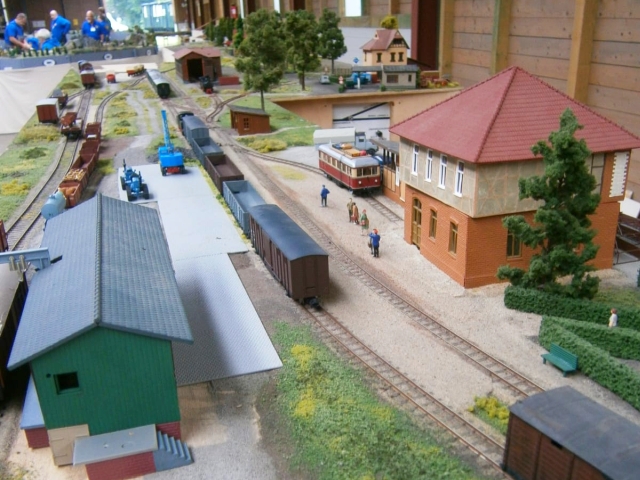 Abb.: Der Bahnhof Quakenbrück der Kleinbahn Lingen-Berge-Quakenbrück im Modell.