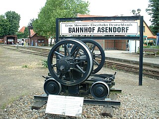 Rollbock-Denkmal am Bahnhof Asendorf